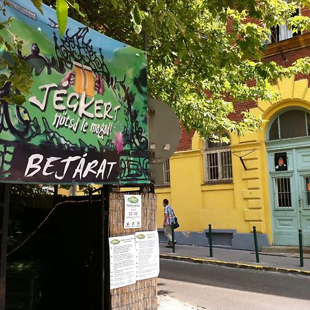 Season Hostel 2 Budapest Ngoại thất bức ảnh
