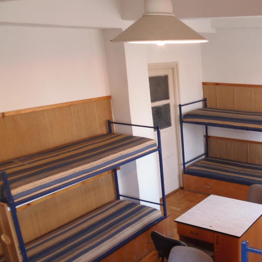 Season Hostel 2 Budapest Ngoại thất bức ảnh