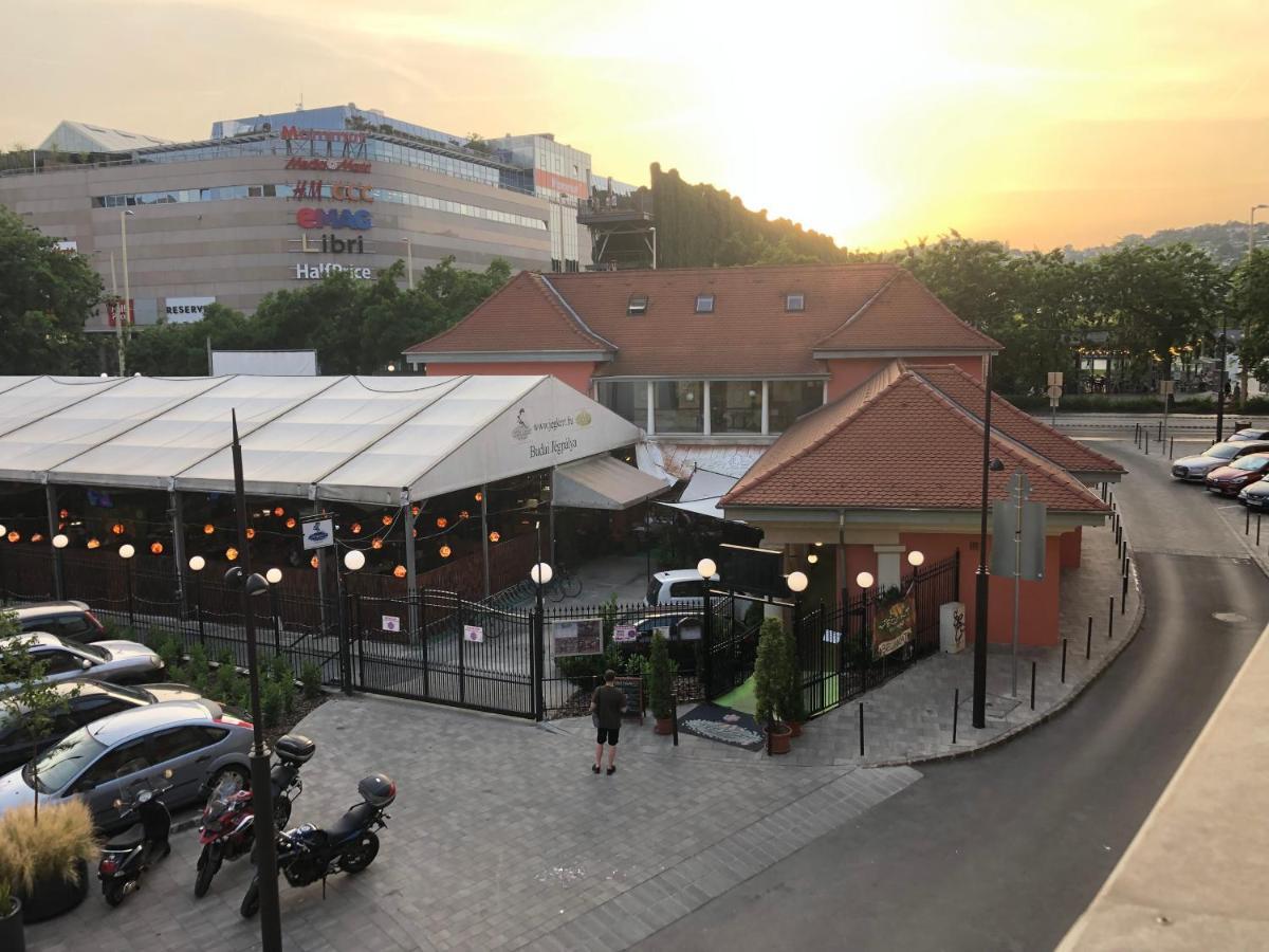 Season Hostel 2 Budapest Ngoại thất bức ảnh