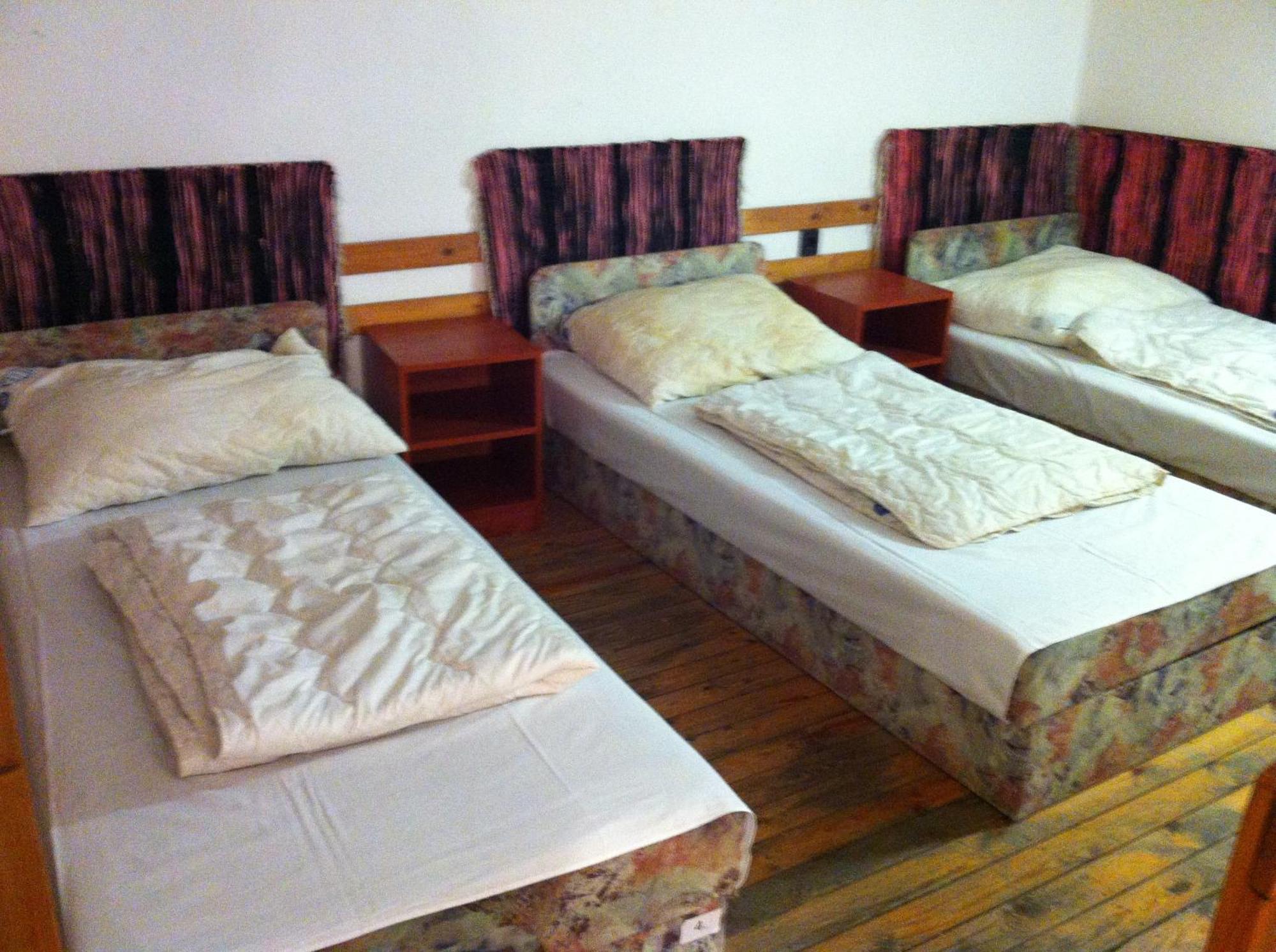 Season Hostel 2 Budapest Ngoại thất bức ảnh