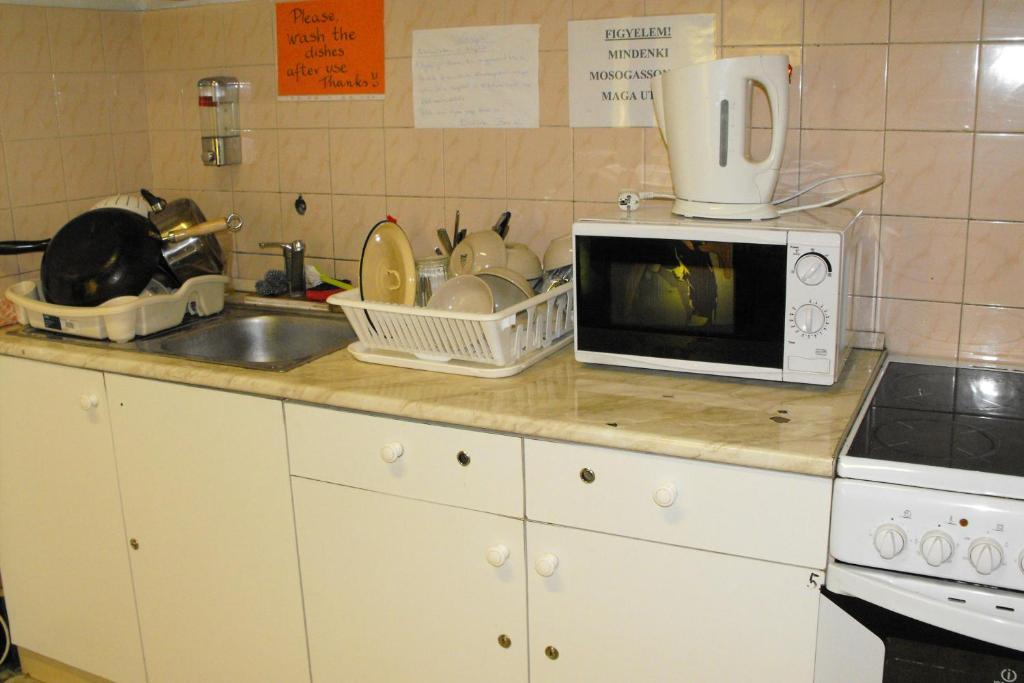 Season Hostel 2 Budapest Ngoại thất bức ảnh